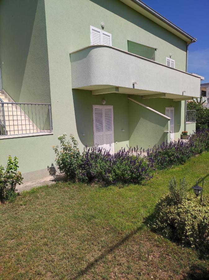 Apartments Valeria Kaštela Esterno foto