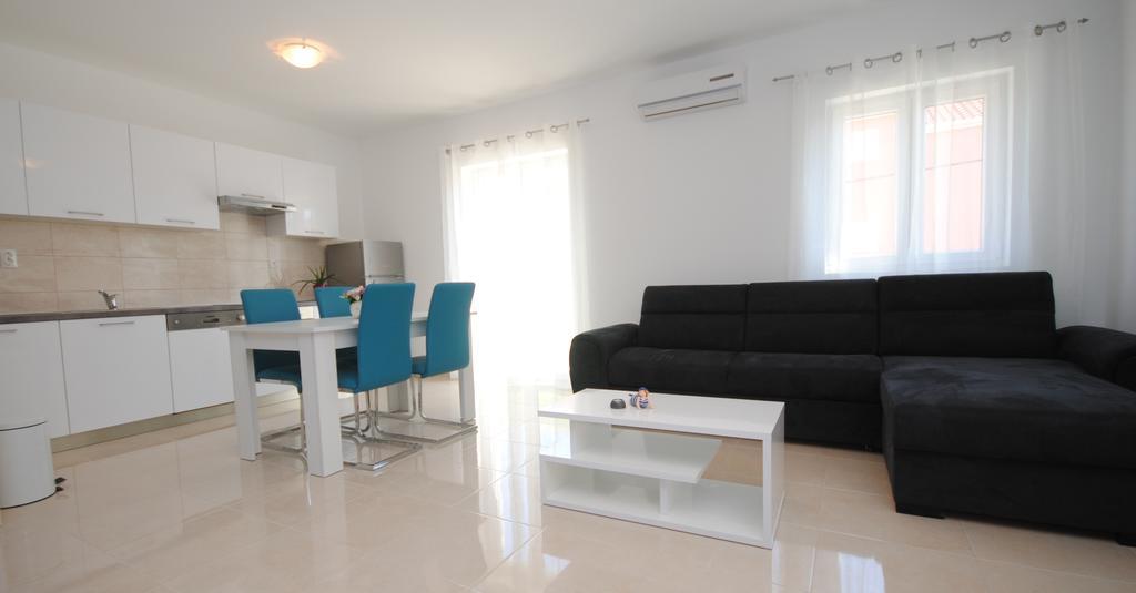 Apartments Valeria Kaštela Esterno foto